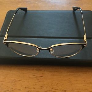 Guess frames